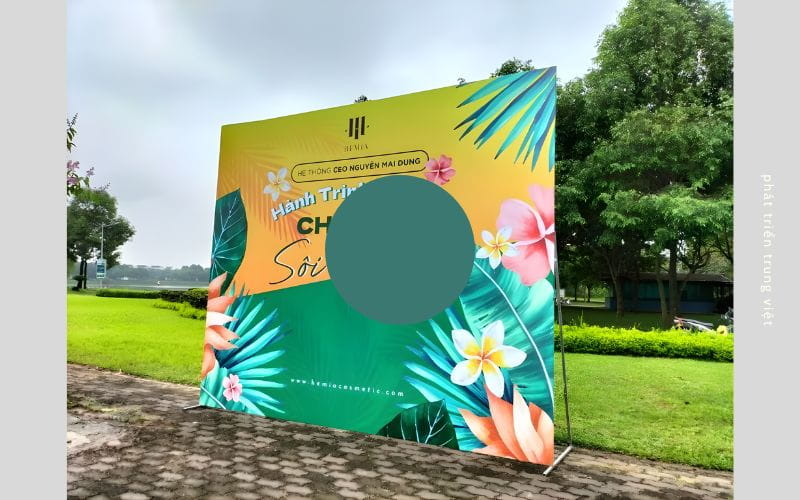 Backdrop Di Động – Xu Hướng Truyền Thông Hiện Đại Cho Doanh Nghiệp